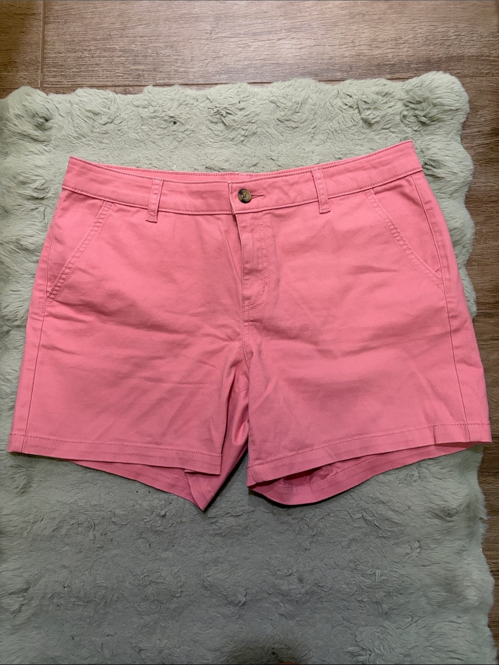 a.n.a Coral Pink Women's Mid-Rise 5” Cotton Shorts